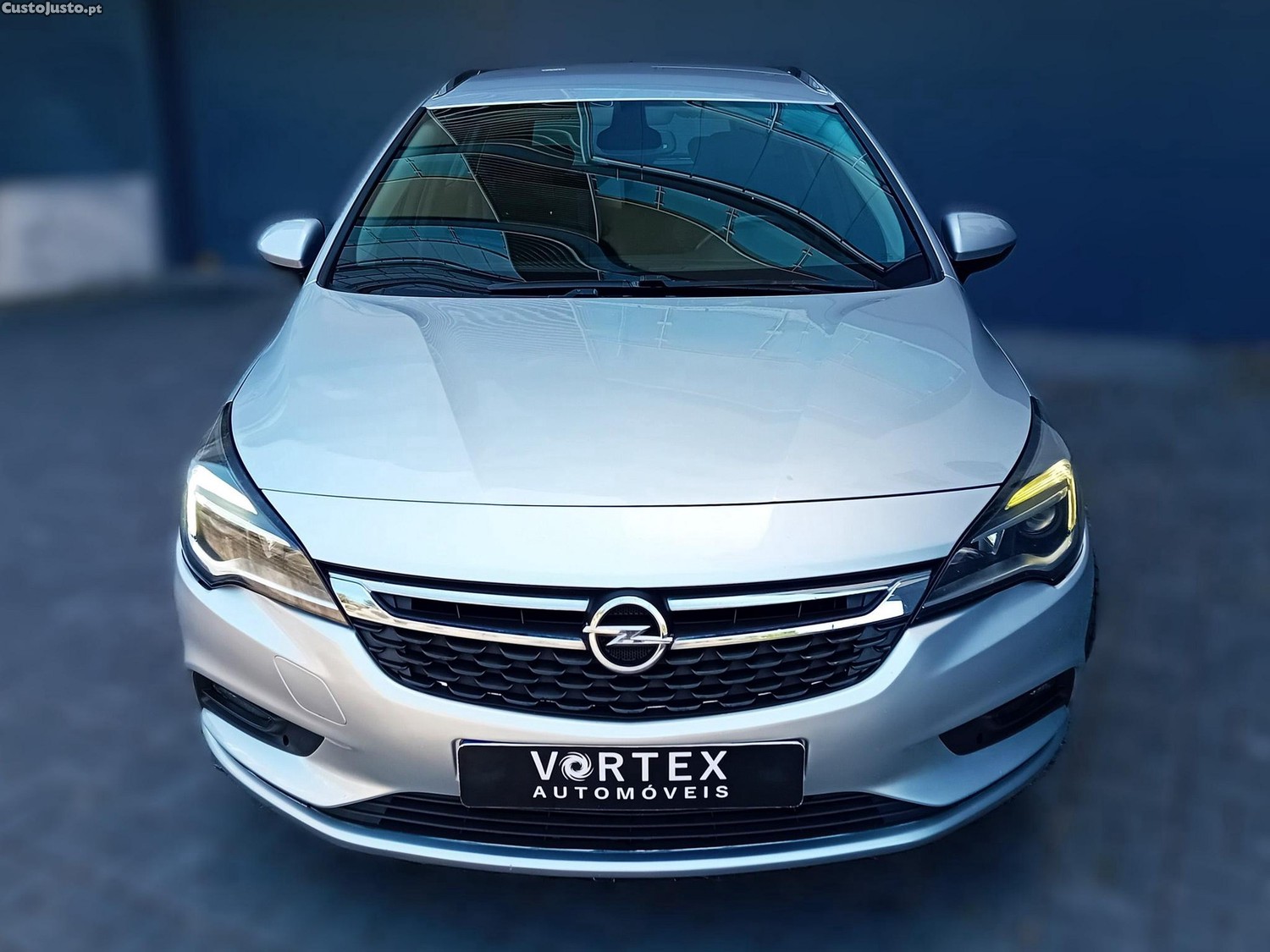 Opel Astra Sports Tourer 1.6 CDTI Business Edition S/S — fotografia 18