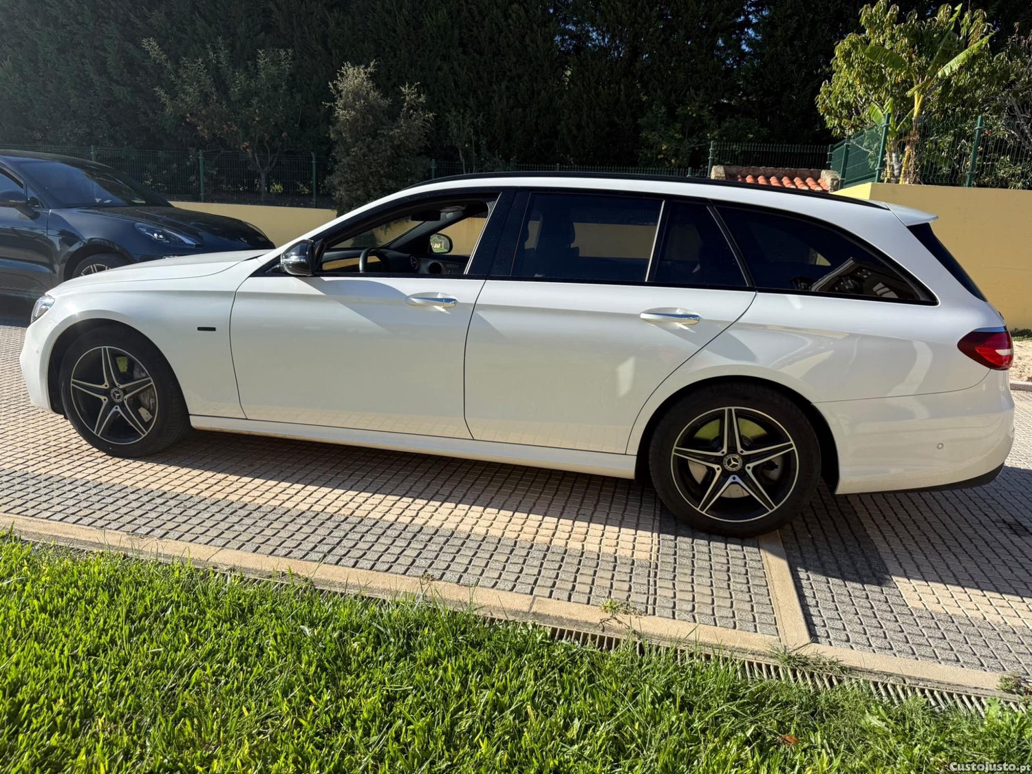 Mercedes-Benz E 300 300 De - 20 — photo 4