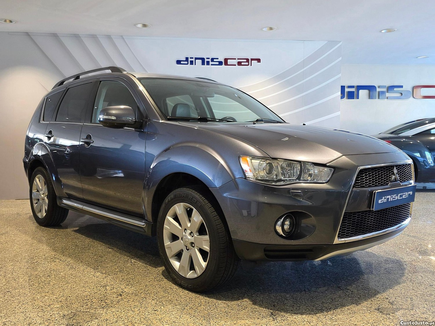 Mitsubishi Outlander 2.2 DI-D Instyle Navi - 12 — photo 2