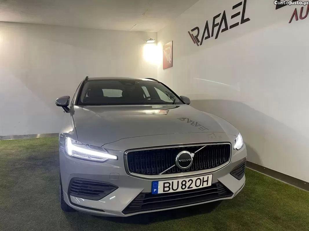 Volvo V60 2.0 t6 awd te essential - 25 — photo 4