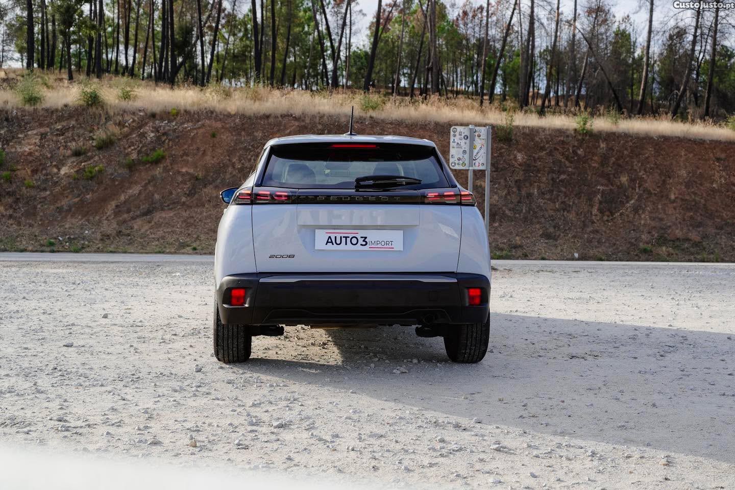 Peugeot 2008 1.2 Style - 25 — photo 4