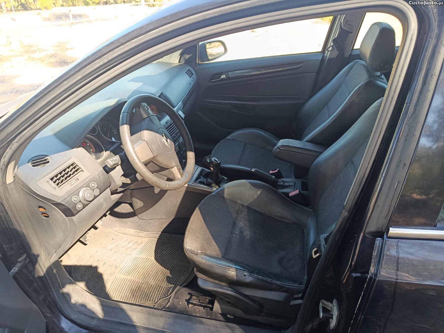 Opel Astra 1.7 CDTI — photo 2
