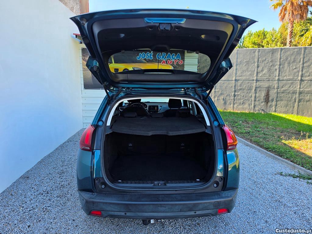 Peugeot 2008 1.2Vti 82cv Style 90.000km 12/2017 — photo 5