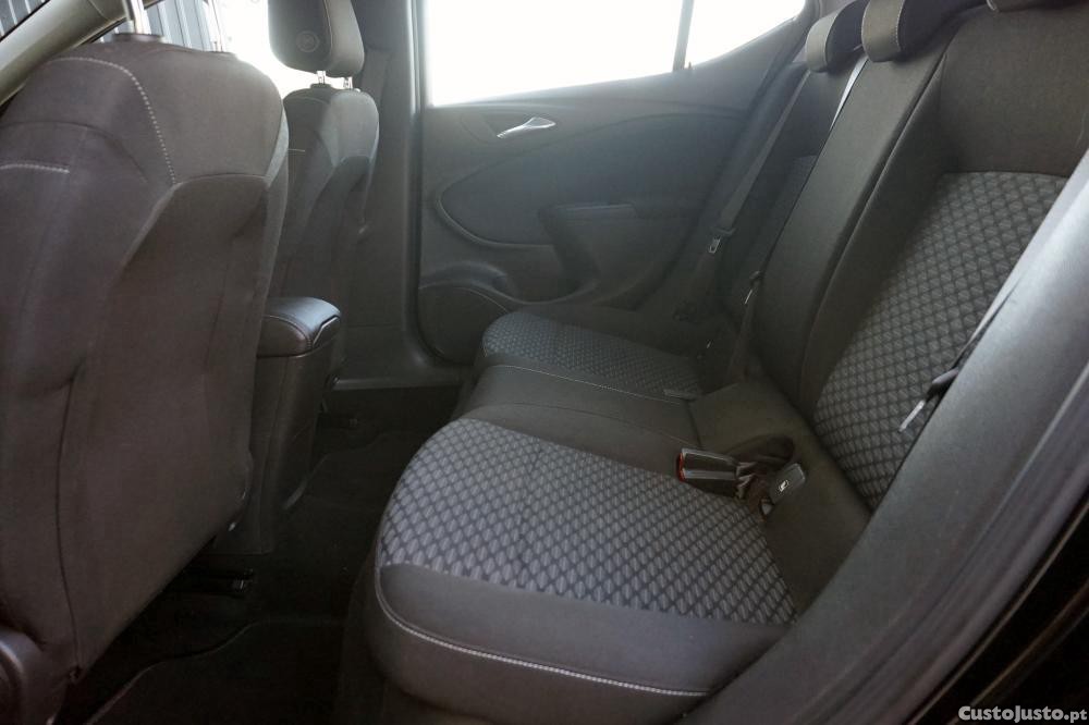 Opel Astra 1.6 CDTI DPF ecoFLEX — photo 3