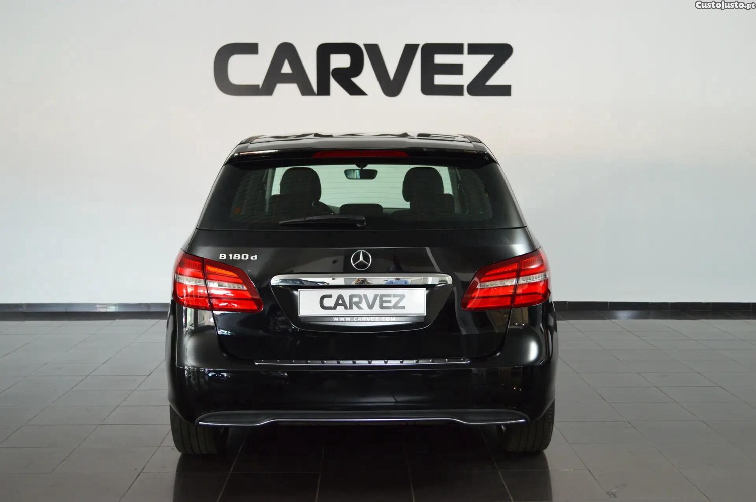 Mercedes-Benz B 180 d Urban Aut. - 17 — photo 5