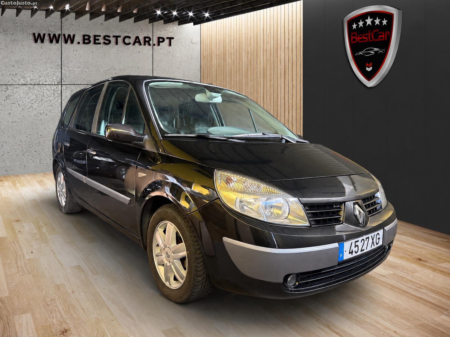 Renault Grand Scénic 1.5 dCi — photo 2
