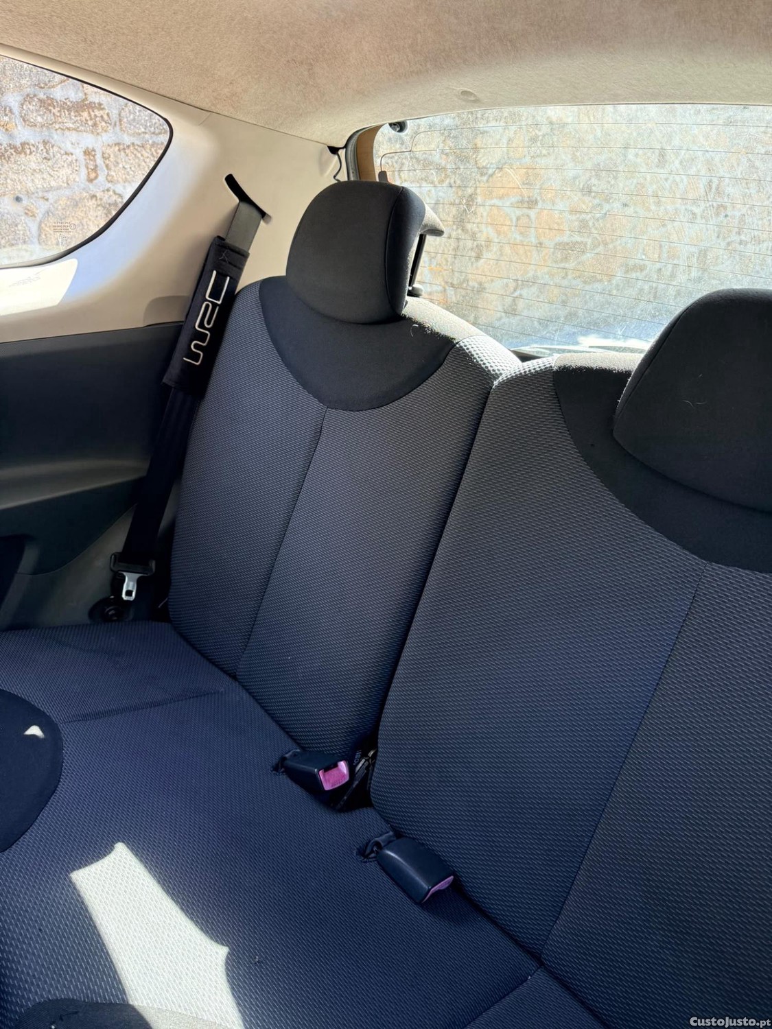 Toyota Aygo 1.0 — photo 2