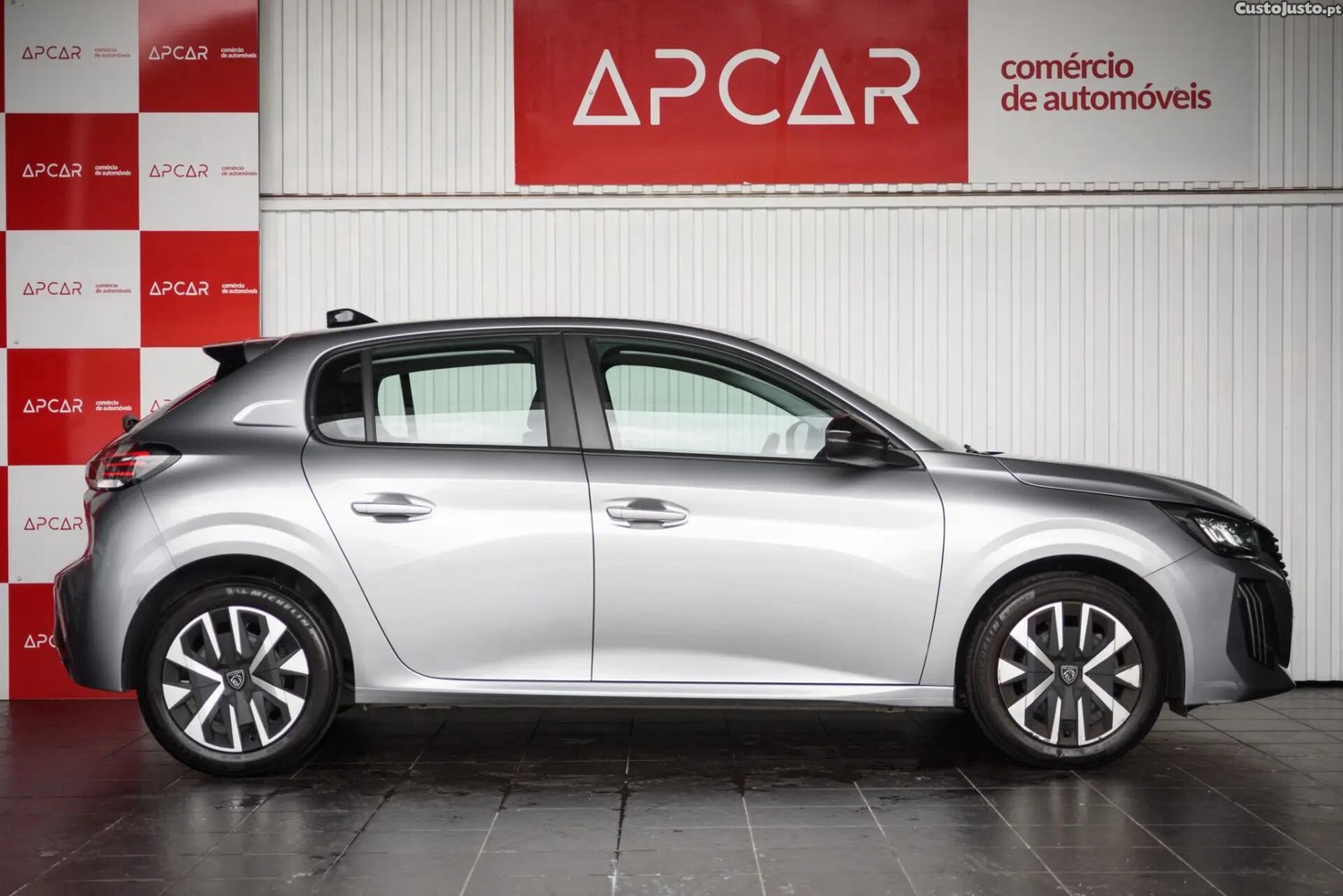Peugeot 208 1.2 PureTech Active - 24 — photo 2