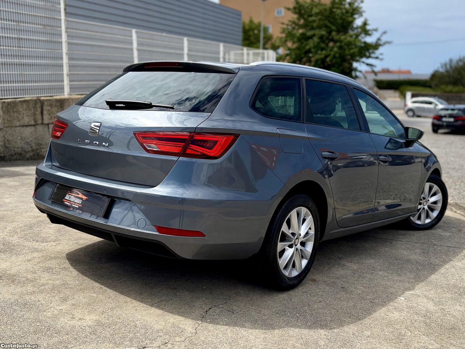 SEAT Leon ST — fotografia 8