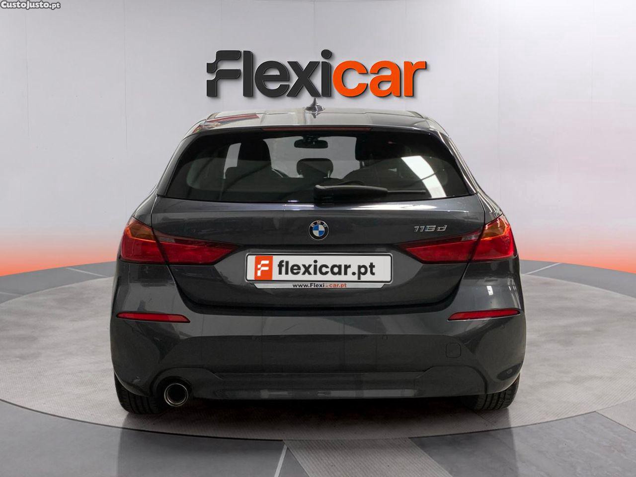 BMW 116 d Advantage — fotografia 13