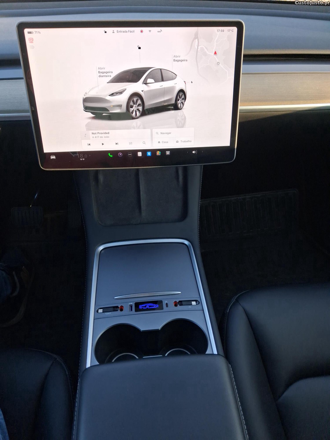 Tesla Model Y RWD — fotografia 3