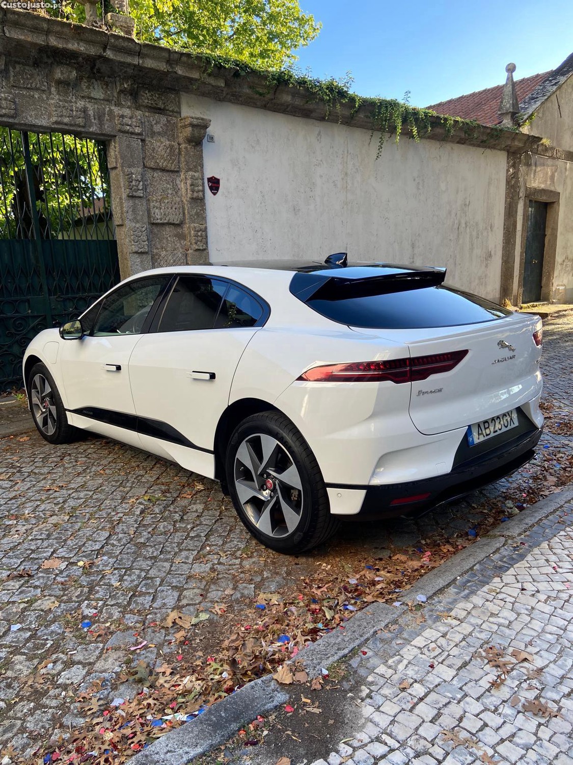 Jaguar I-Pace EV400 AWD SE — fotografia 4