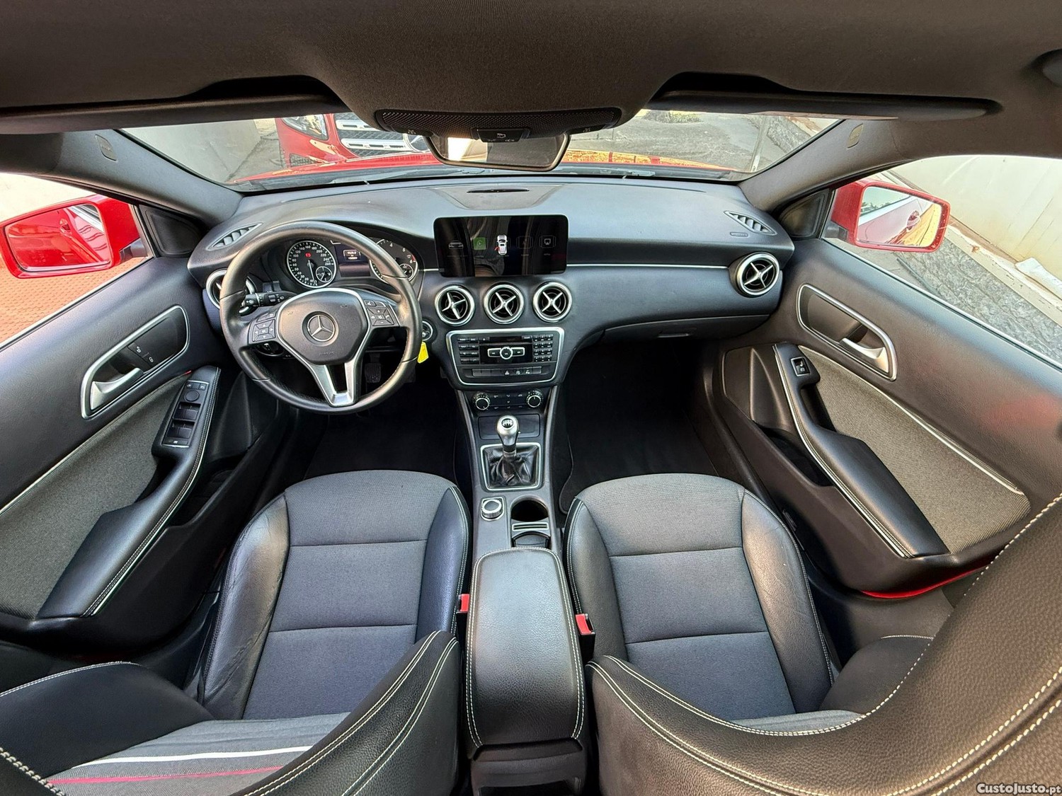 Mercedes-Benz A 180 CDi BlueEfficiency Urban — fotografia 9