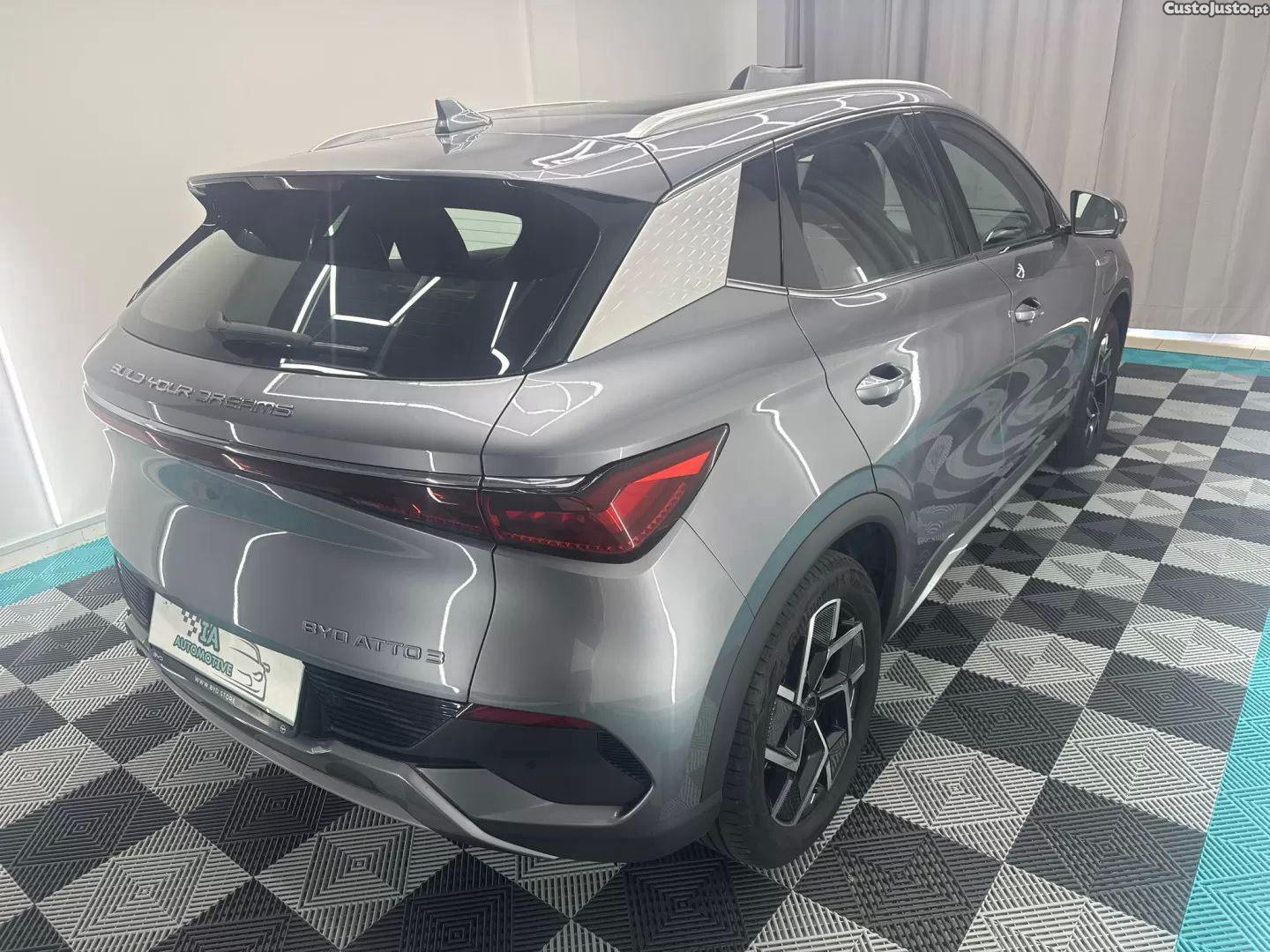 BYD Atto 3 60.48 kwh design — fotografia 8