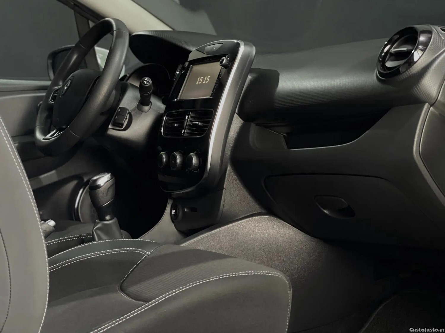 Renault Clio 1.5 DCI LIMITED - 19 — photo 4