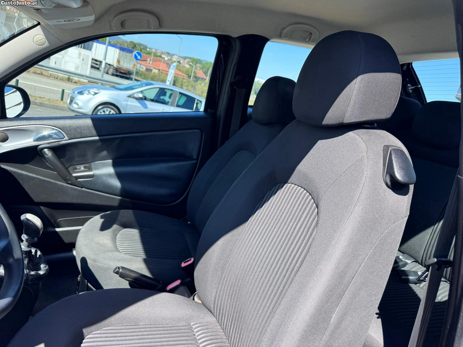 Lancia Ypsilon 1.2 Argento — fotografia 3