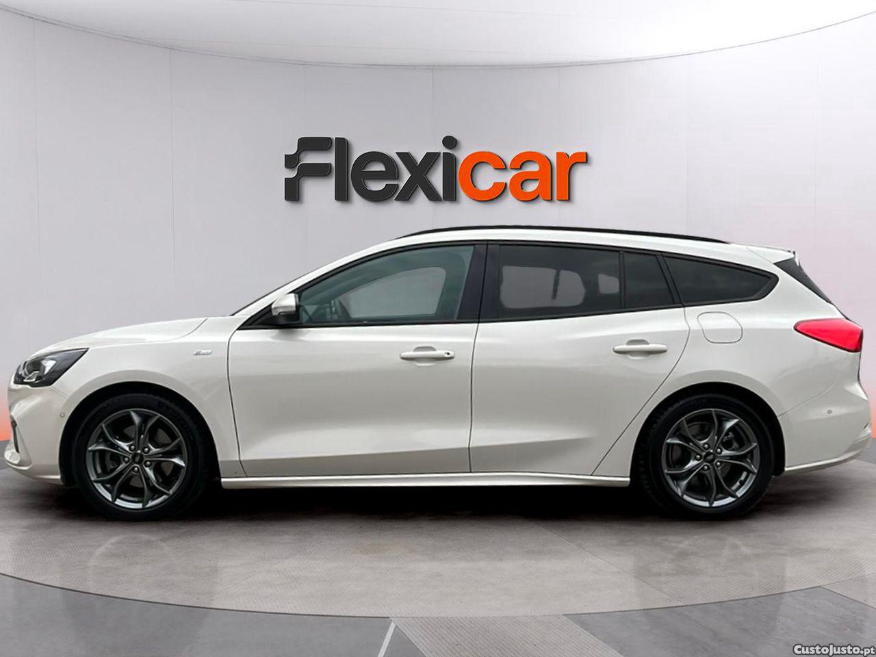 Ford Focus SW 1.0 EcoBoost ST-Line - 20 — photo 4