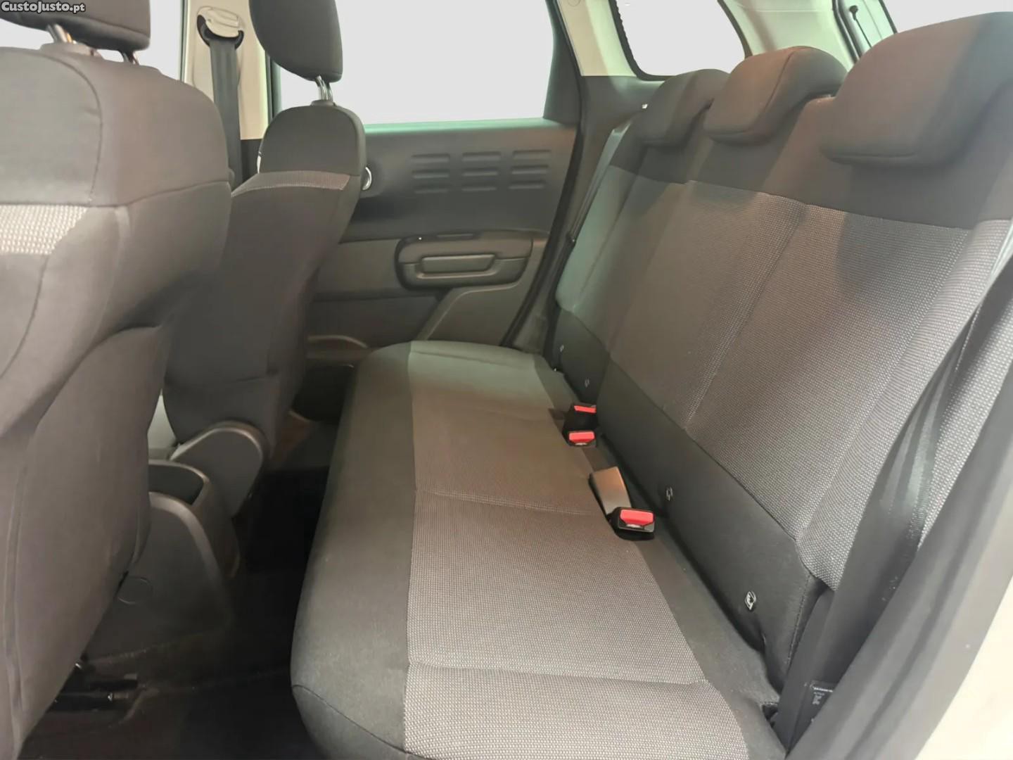 Citroën C3 Aircross 1.2 PureTech Feel Pack — fotografia 2
