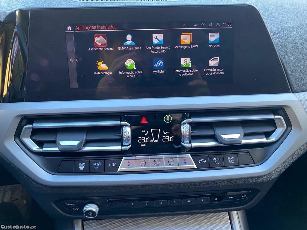 BMW 318 d Touring Auto — fotografia 9