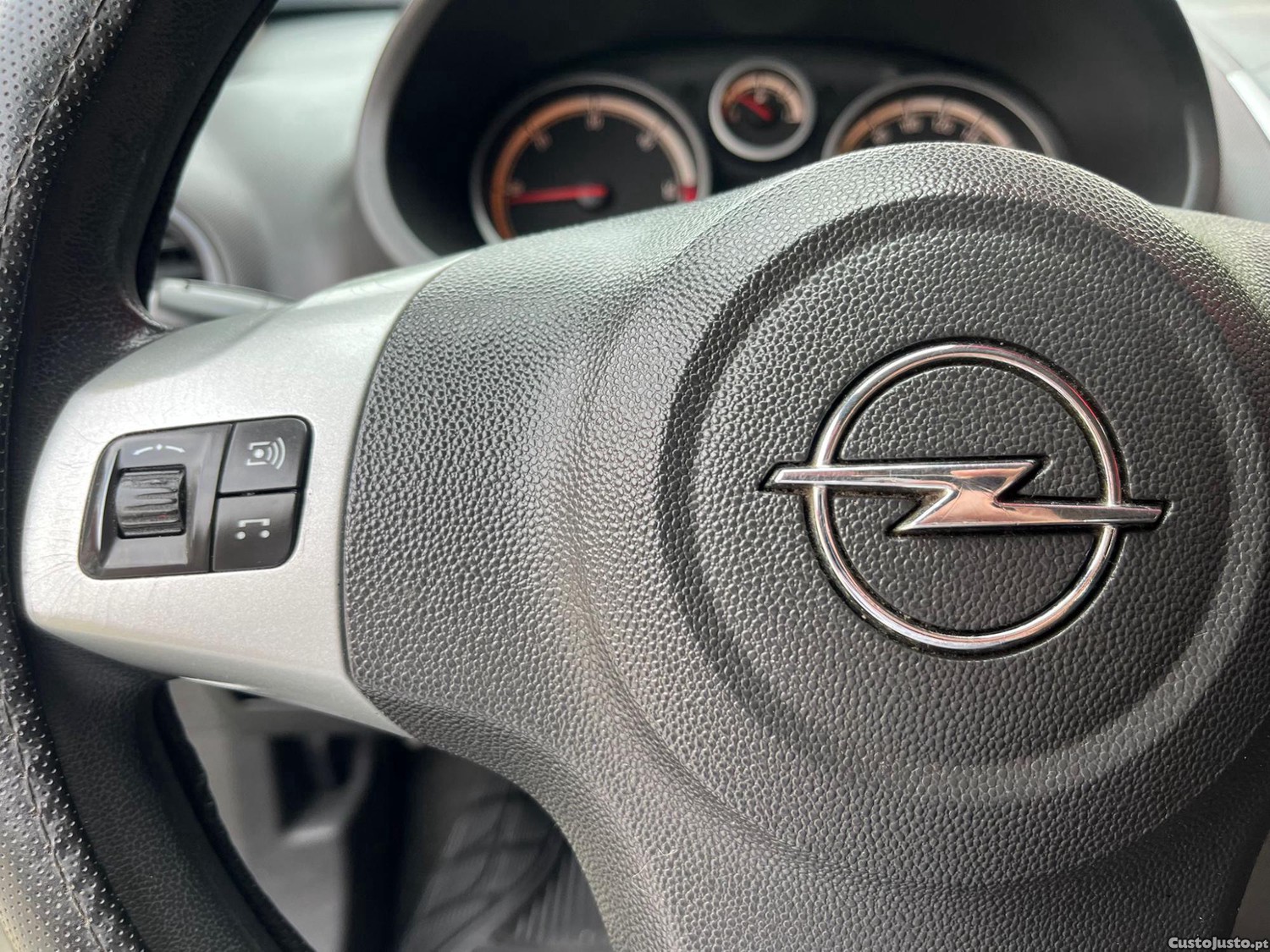 Opel Corsa 1.3 CDTI — fotografia 5