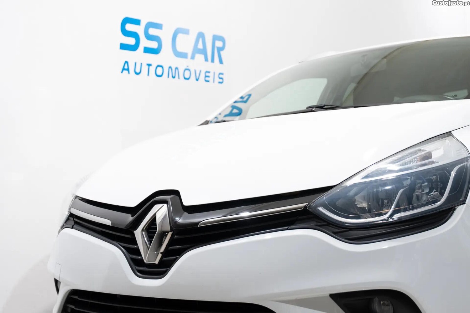Renault Clio 0.9 TCe Limited — photo 3
