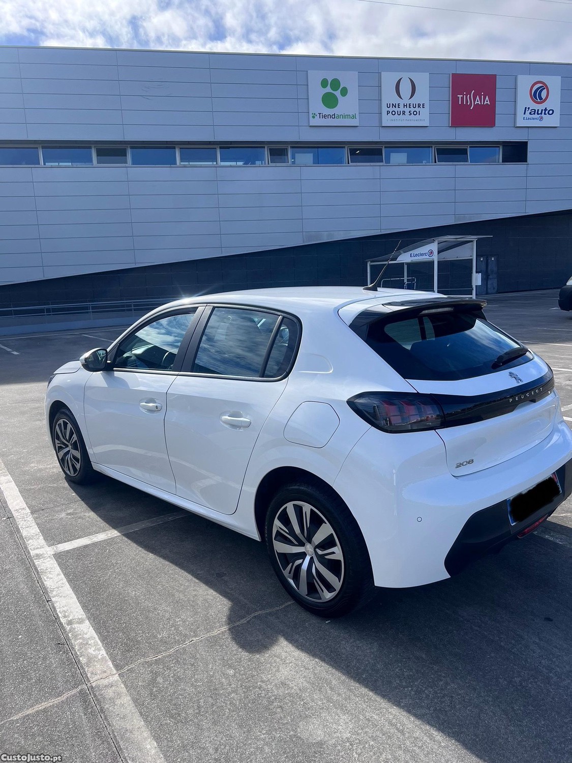 Peugeot 208 1.5 HDi — fotografia 9