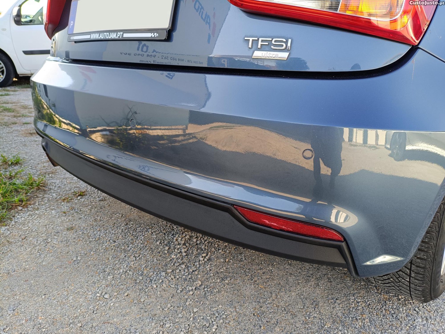 Audi A1 (2) Sportback 1.0 TFSI 82cv Ultra - 17 — photo 5