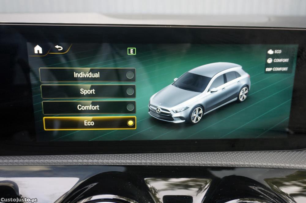 Mercedes-Benz A 180 d AMG Line Aut. — fotografia 6