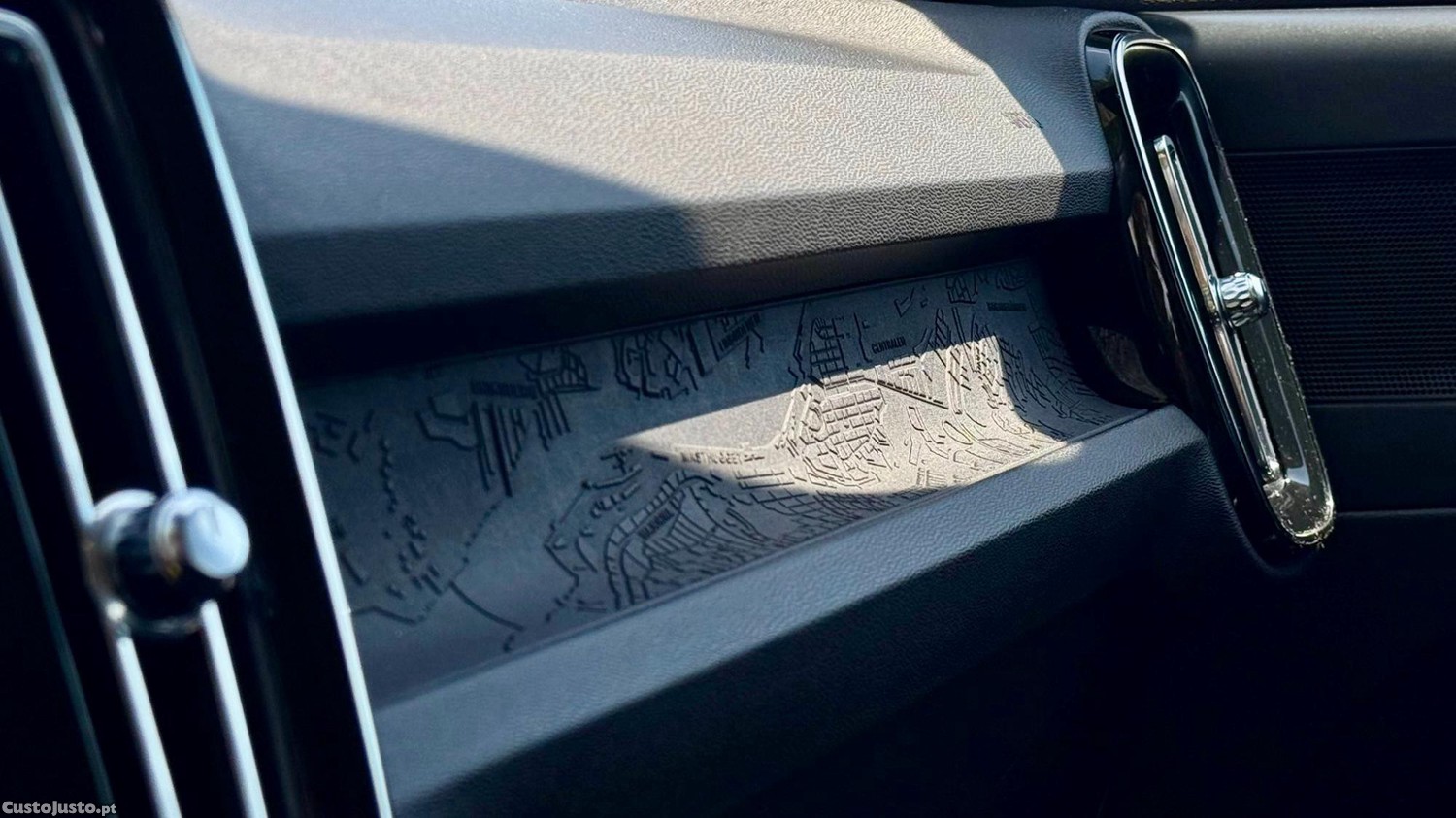 Volvo XC 40 1.5 T5 PHEV INSCRIPTION — fotografia 5