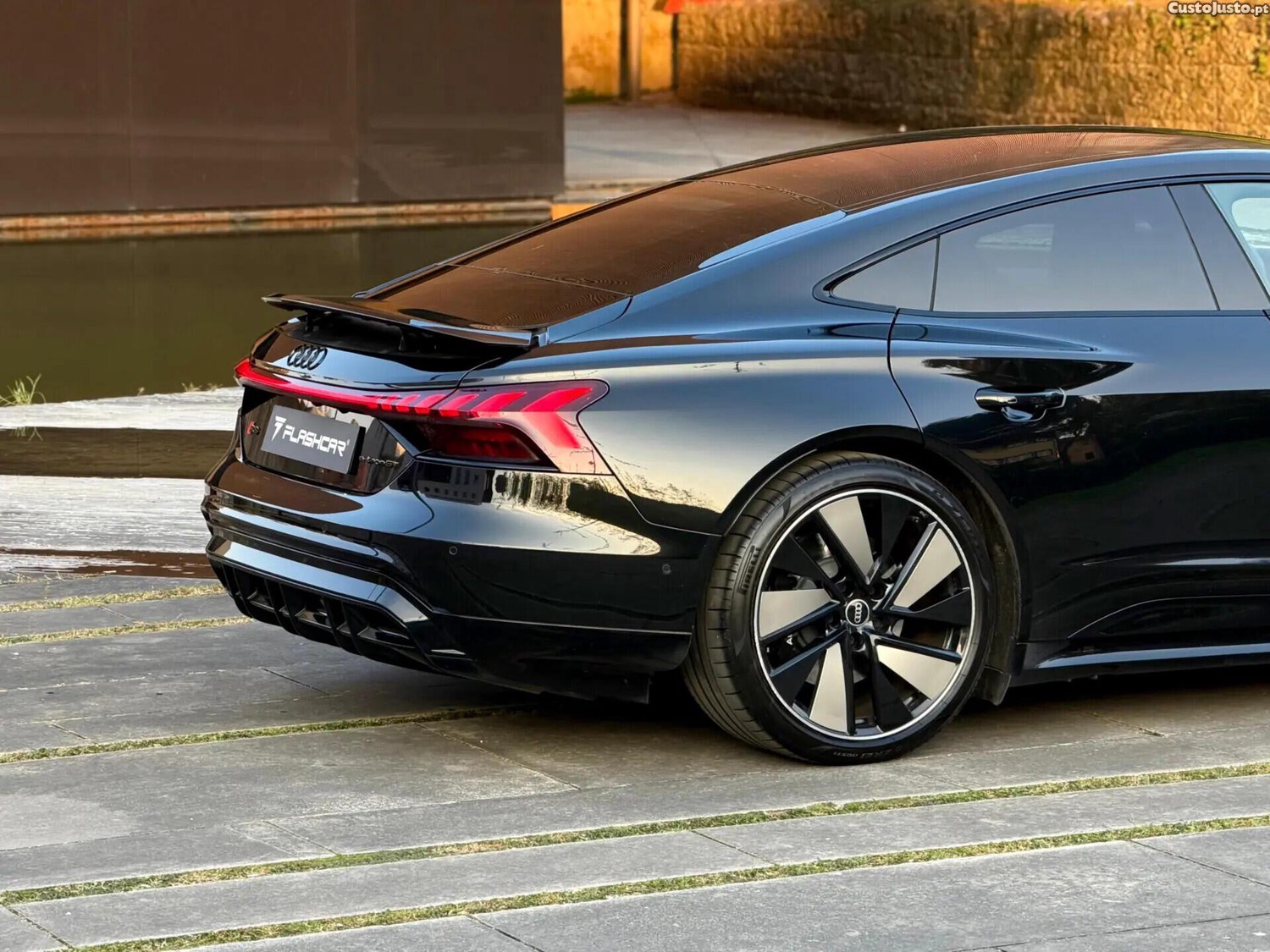 Audi e-tron quattro — fotografia 20