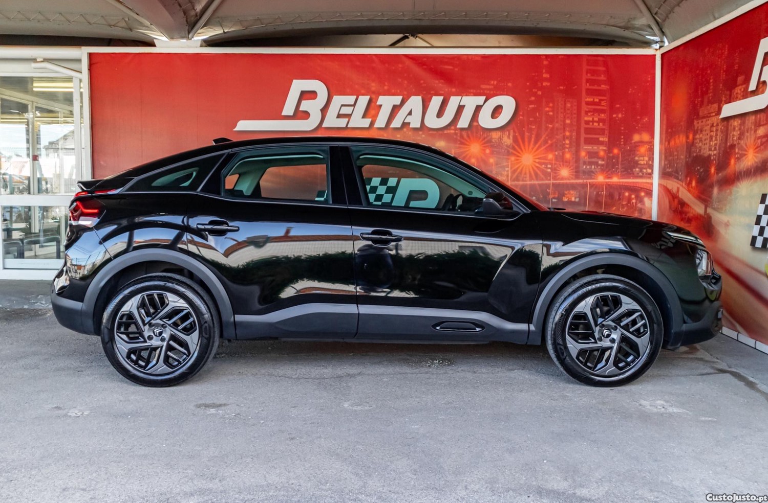 Citroën C4 1.2 PURE TECH PLUS - 24 — photo 4