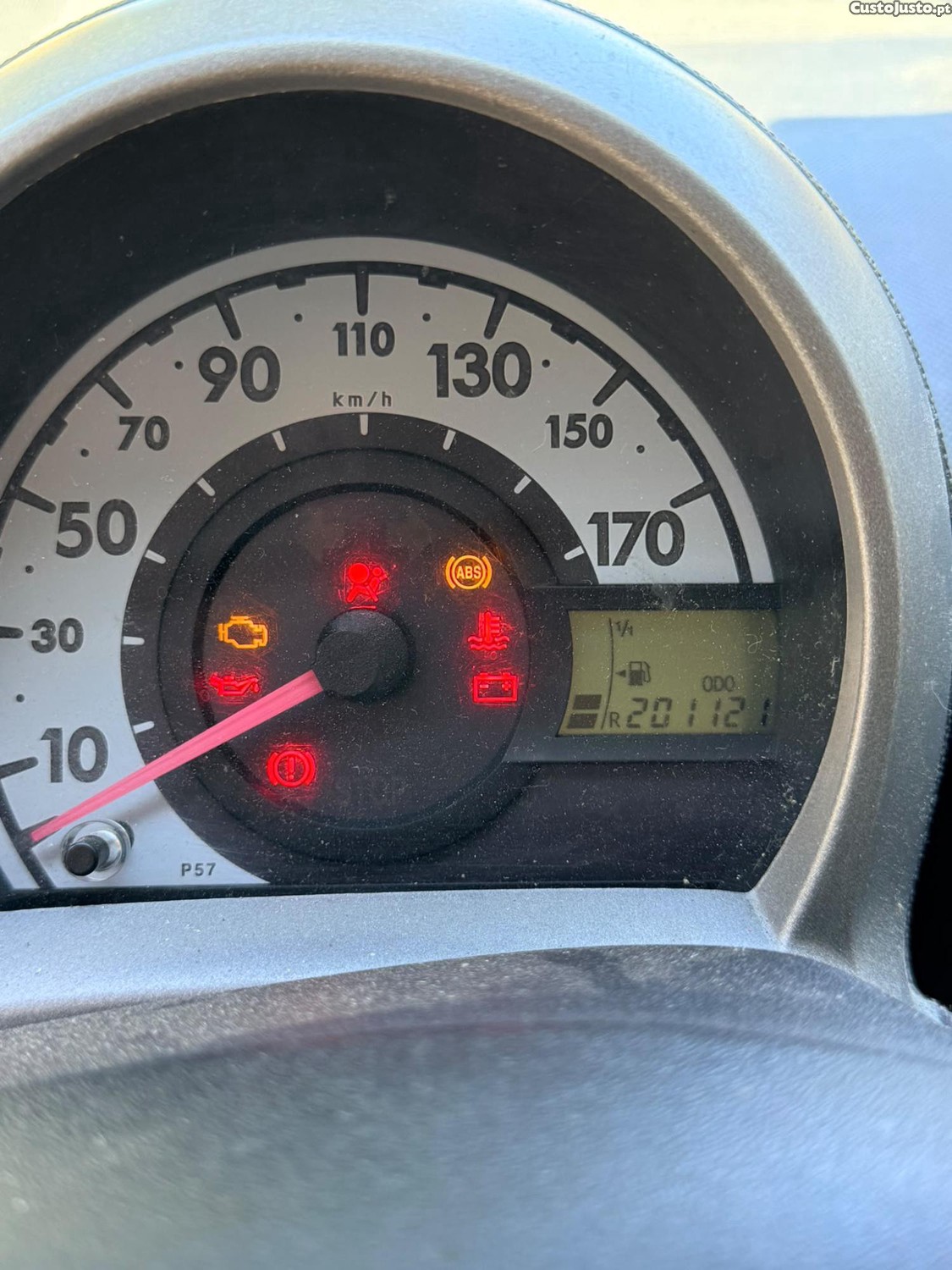 Toyota Aygo 1.0 — photo 3