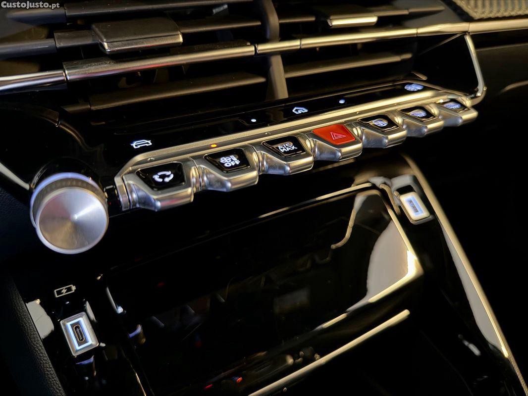 Peugeot 2008 Allure — fotografia 7