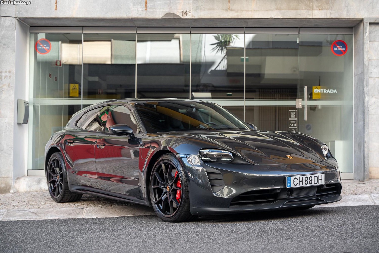 Porsche  ST GTS - 22 — photo 3