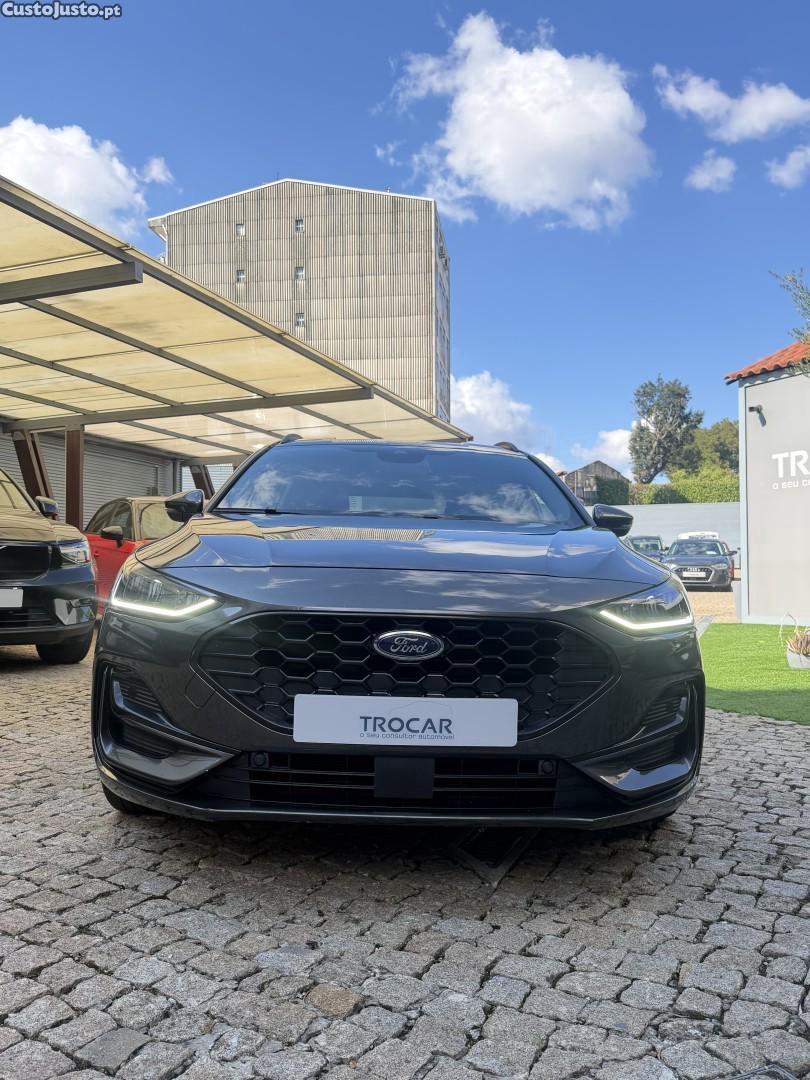 Ford Focus 1.5 TDCi EcoBlue ST-Line - 22 — photo 3