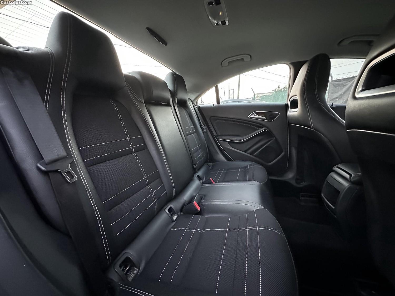 Mercedes-Benz CLA 180 GARANTIA — fotografia 5
