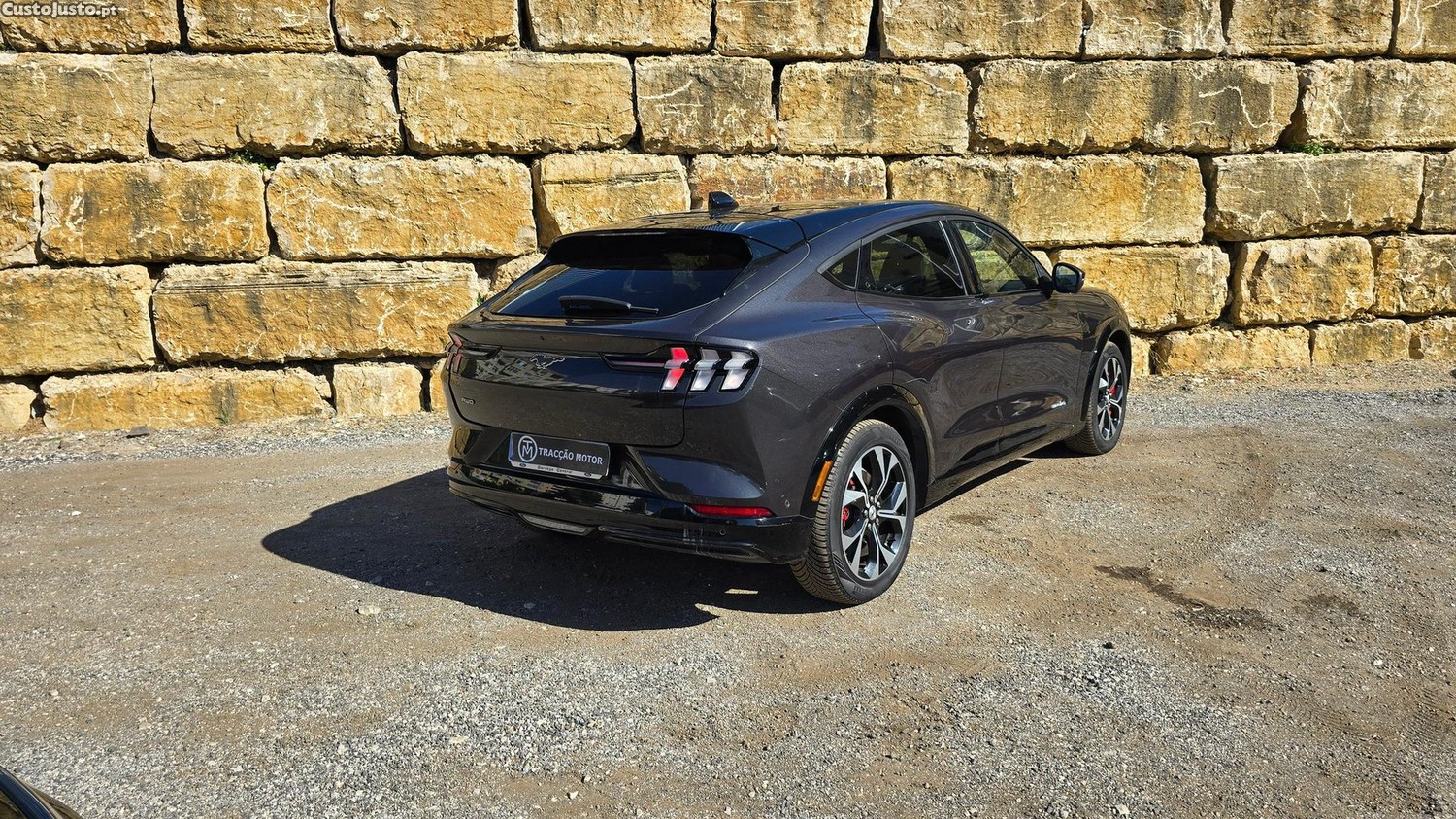 Ford Mustang Mach-E 98.7 kWh Premium AWD — fotografia 29