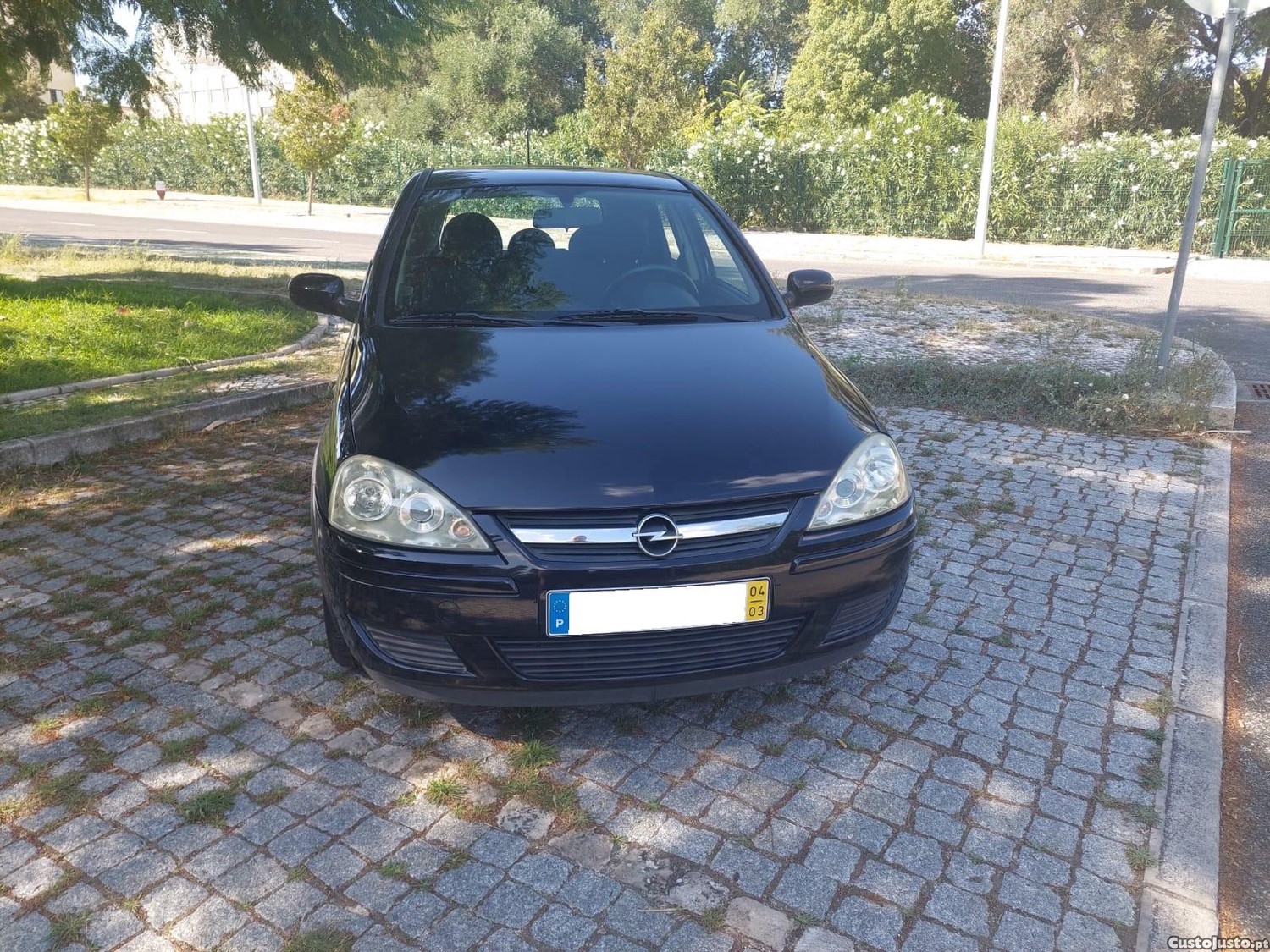 Opel Corsa 1.2 Enjoy Easytronic 5p - 04 — photo 3