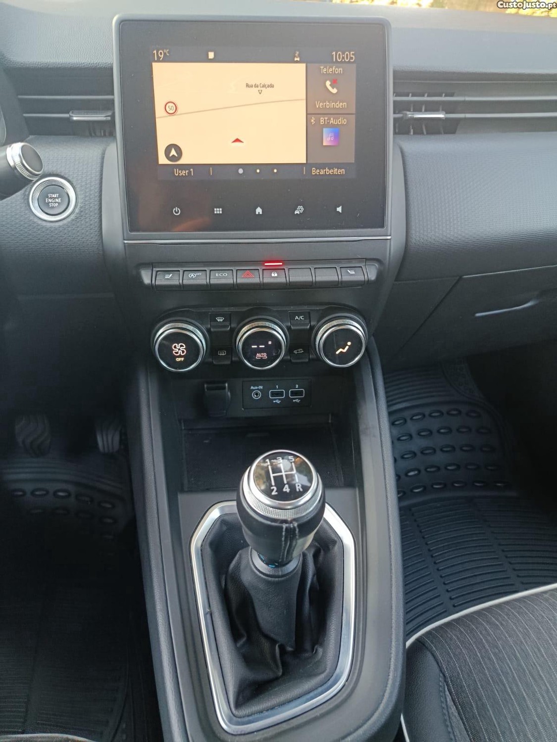Renault Clio 1.0 TCE Intens DELUX — fotografia 9