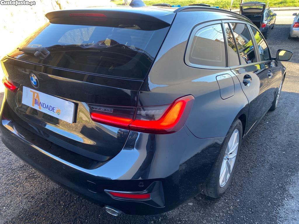 BMW 318 d Touring Auto — fotografia 2