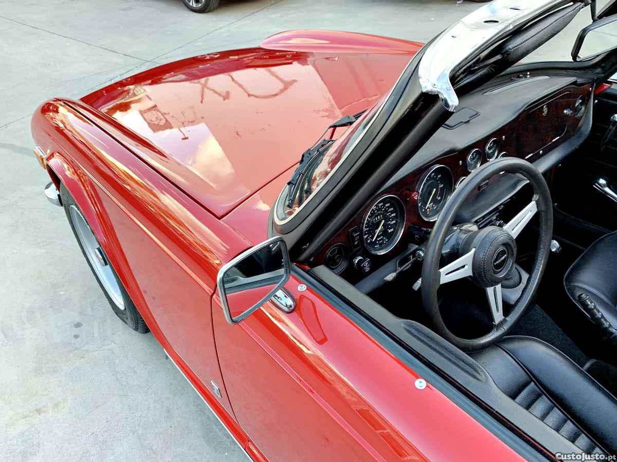 Triumph TR6 Restaurado — fotografia 8