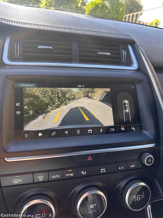 Jaguar E-Pace R-Dynamic S — fotografia 2