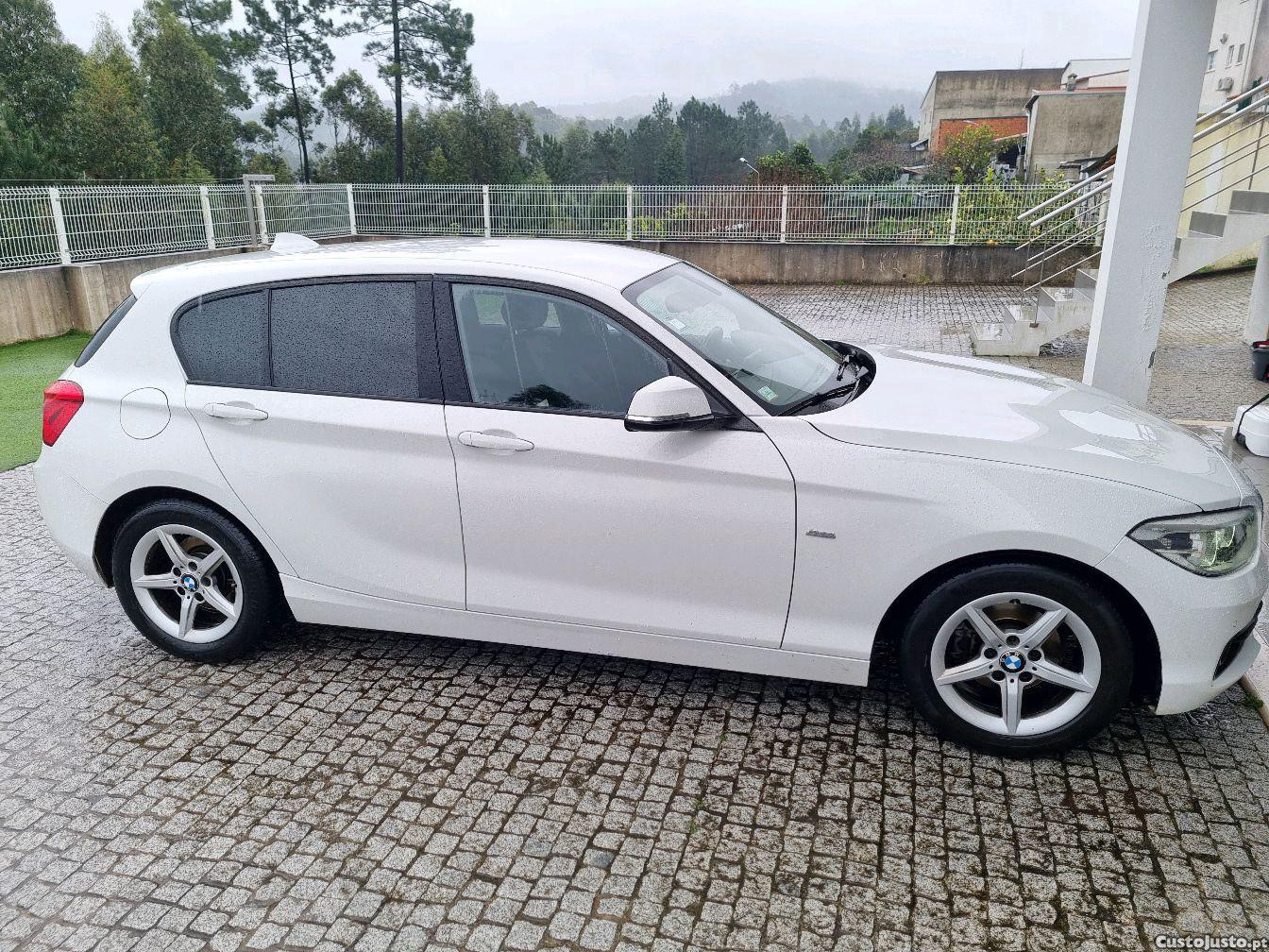 BMW 116 D EDynamics Line Sport — fotografia 3