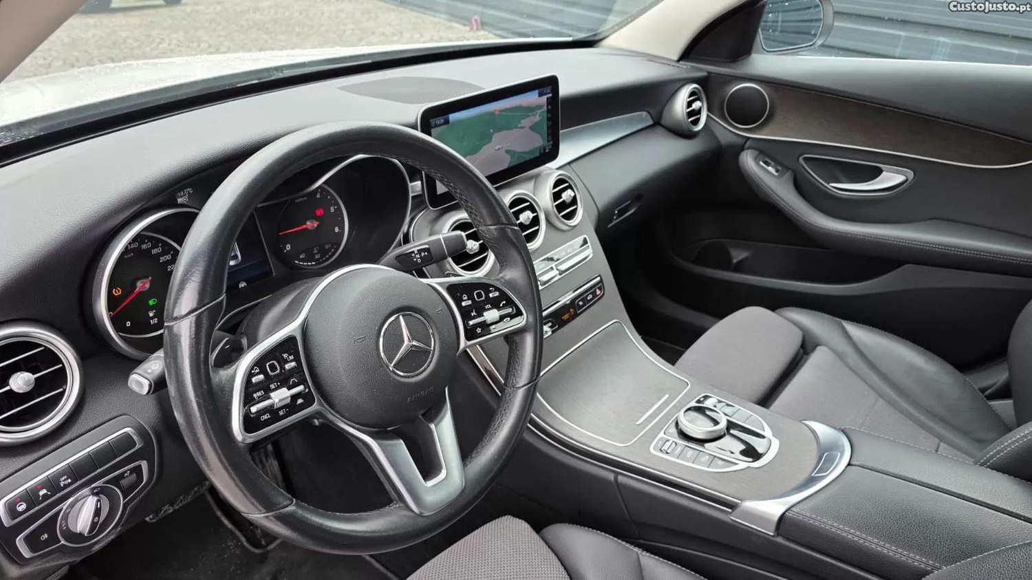 Mercedes-Benz C 300 D 9g-tronic avantgarde — fotografia 9