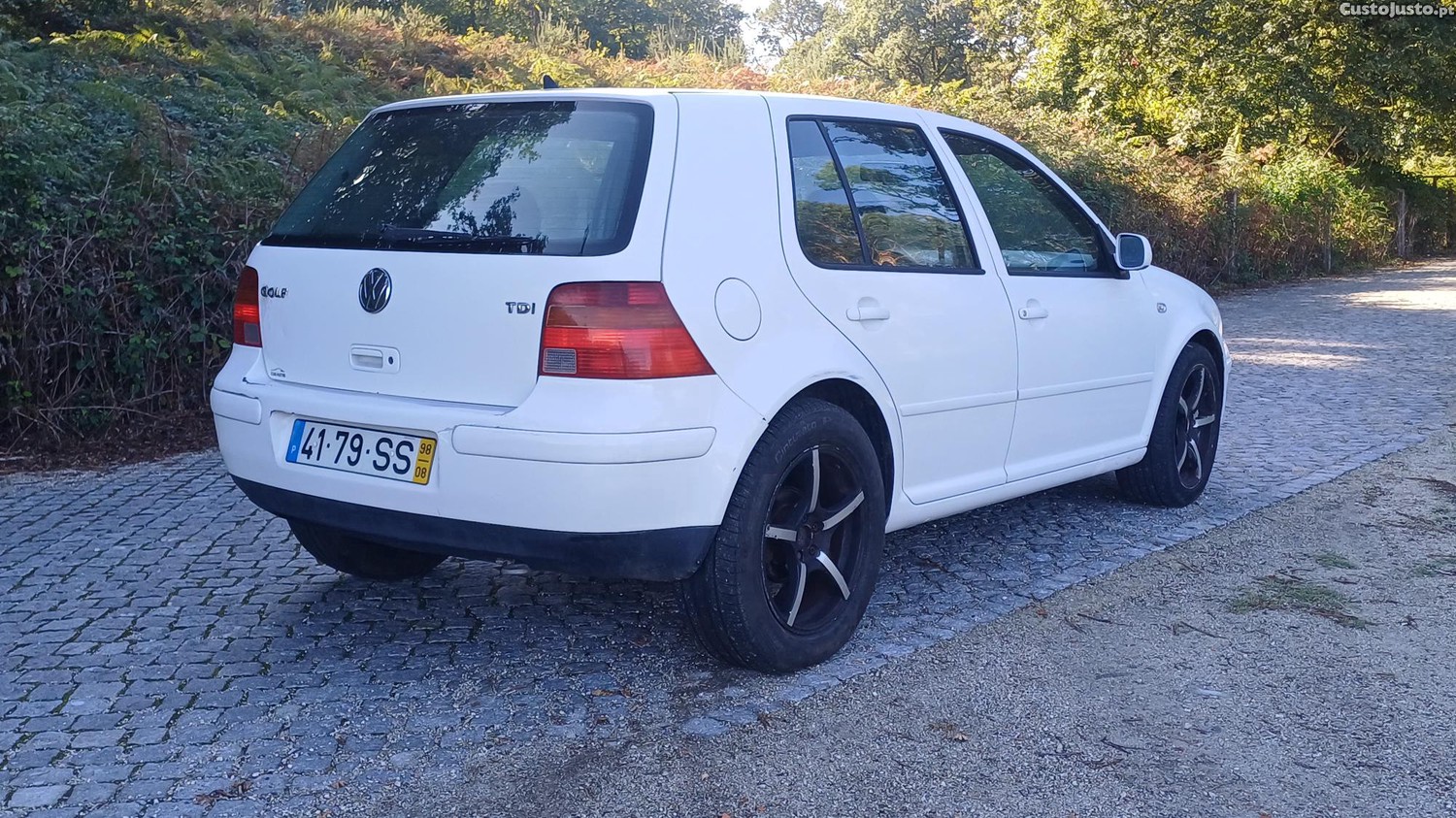 VW Golf 1.9 TDi 90cv 5Portas — photo 4