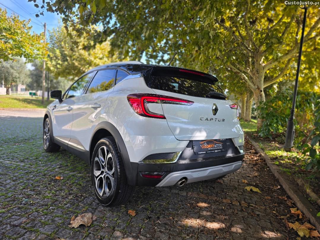 Renault Captur 1.3 TCe Initiale Paris EDC - 20 — photo 4