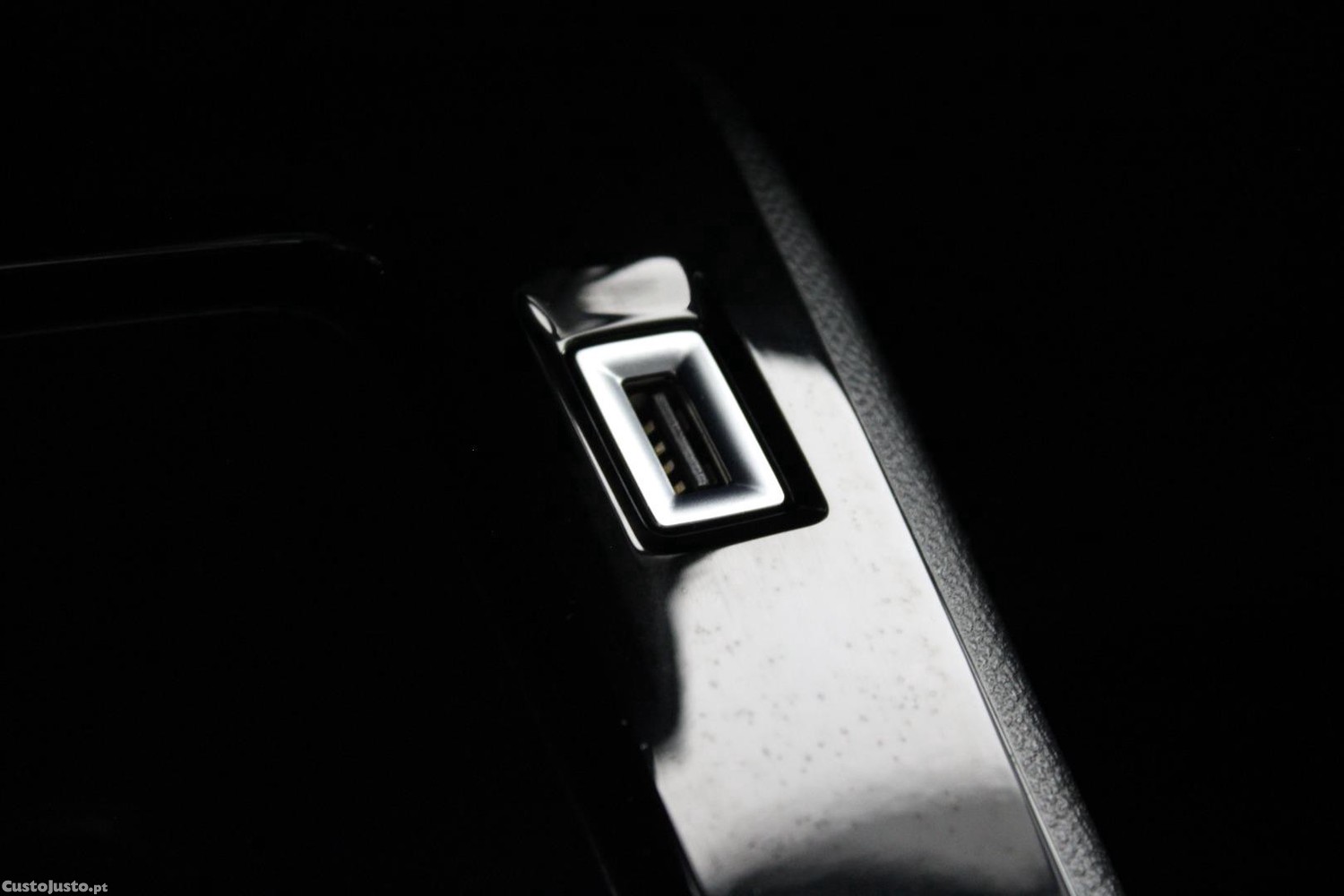 Peugeot 208 1.5BlueHDI 100CV ACTIVE — fotografia 13