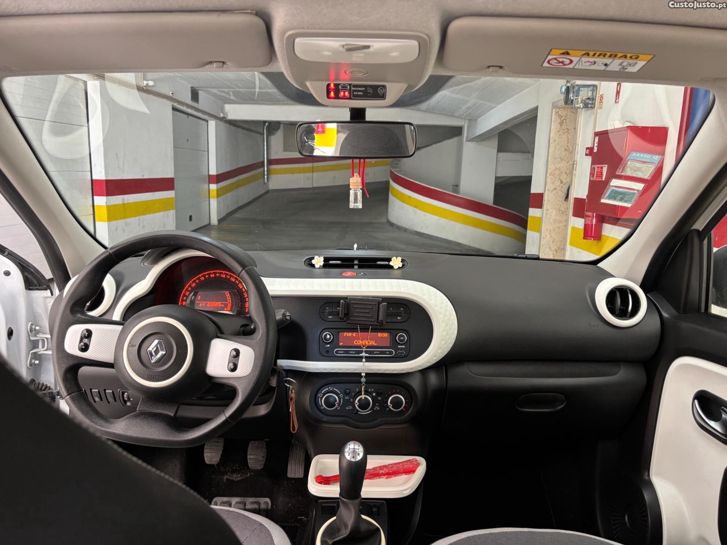 Renault Twingo Sce — photo 5