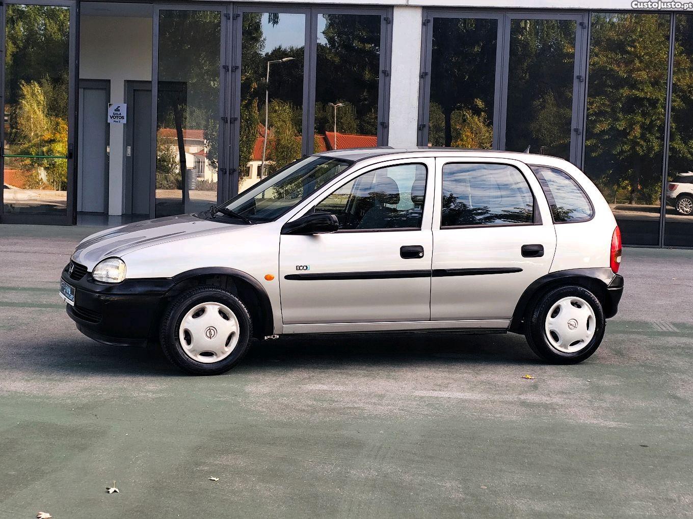Opel Corsa 1.0 — photo 3