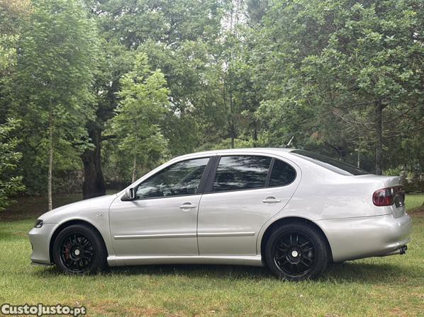 SEAT Toledo 1.9 Tdi 150cv cupra — fotografia 5